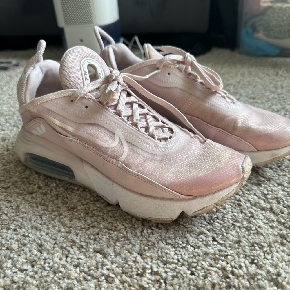 Nike Air Max 2090